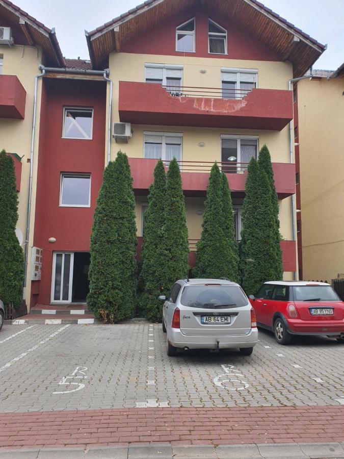 Apartament Mara Alba Iulia Esterno foto